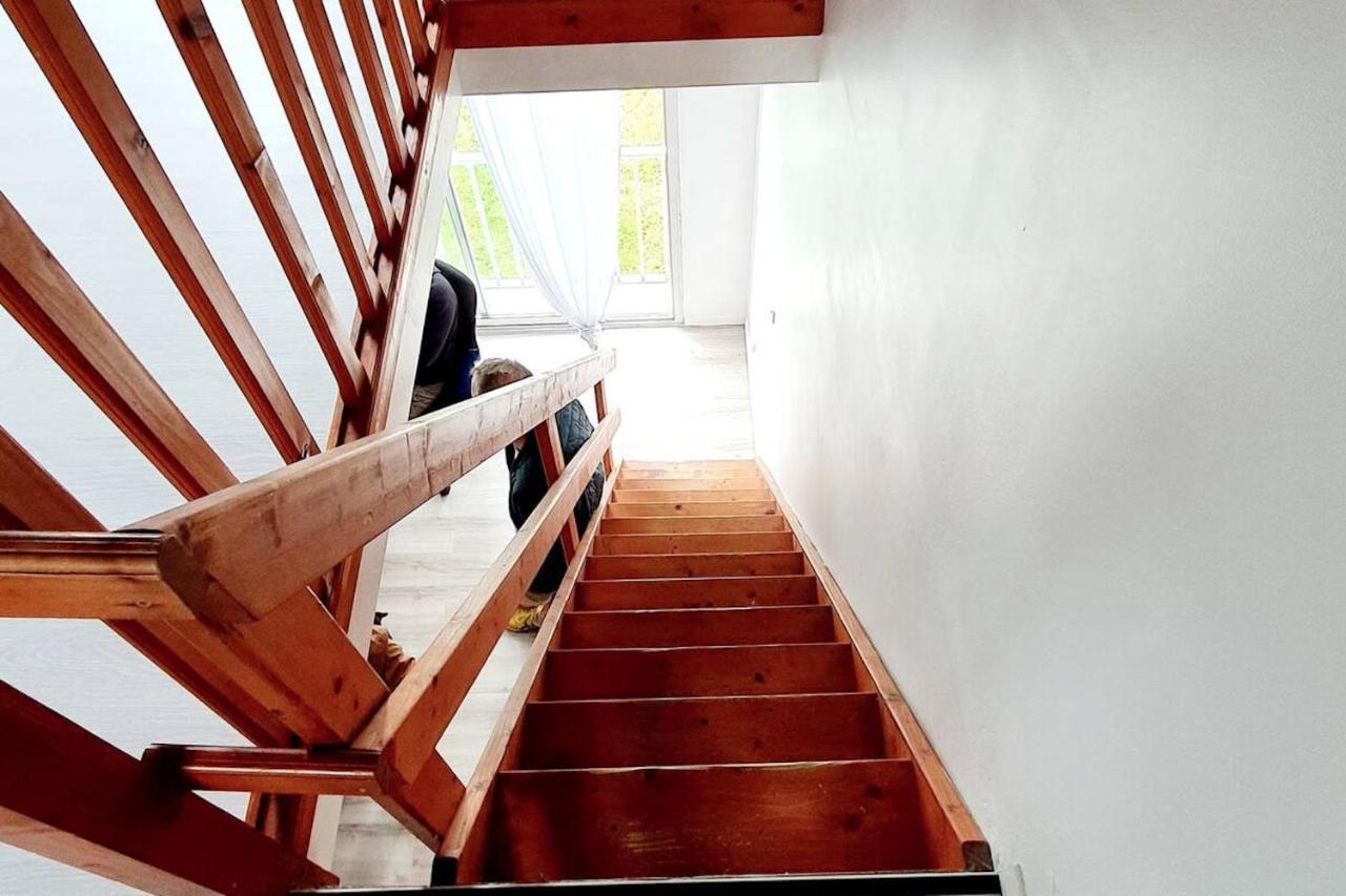 Charmant App. Mezzanine Calme Au Centre De Appartement