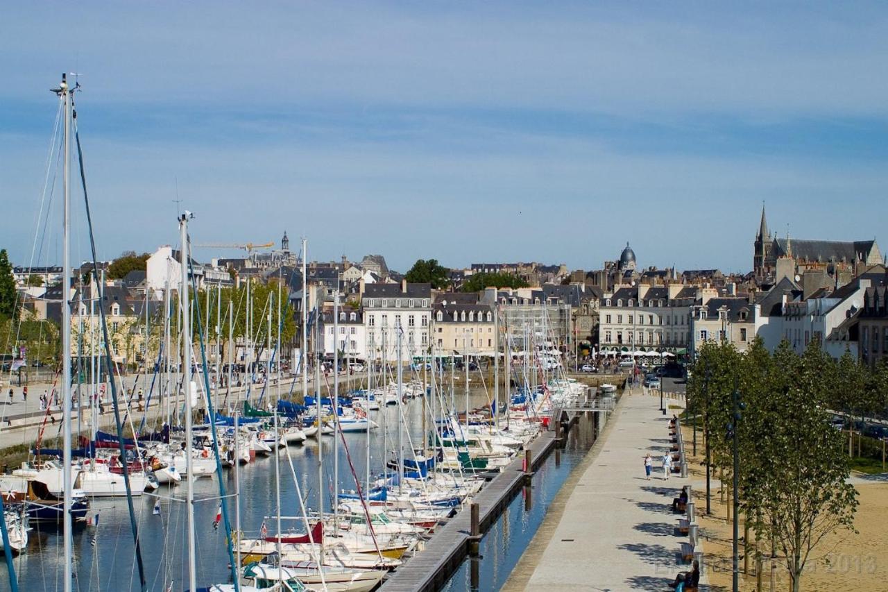 Appartement Charmant App. Mezzanine Calme Au Centre De Vannes