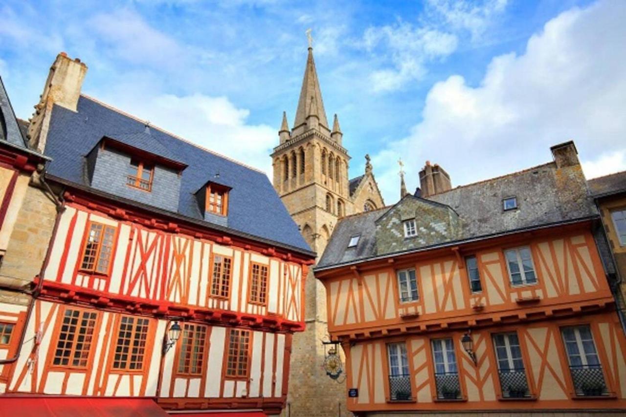 Charmant App. Mezzanine Calme Au Centre De * Vannes